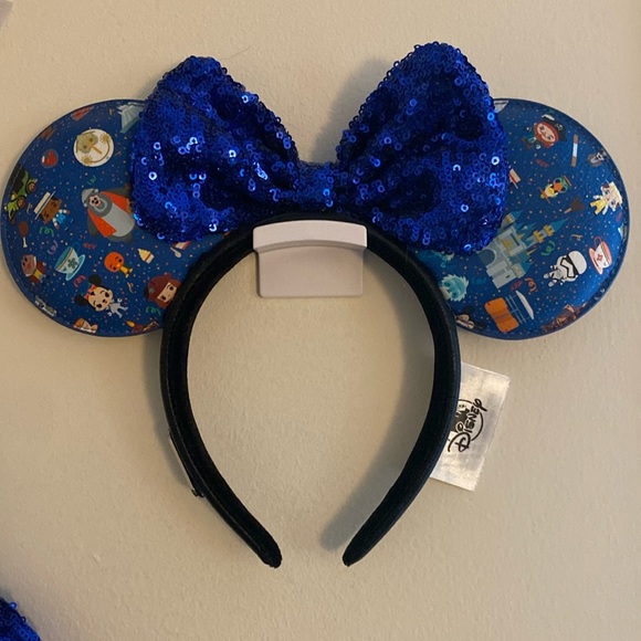 Disney World Theme Minnie Mouse Ears - Picture 1 of 6